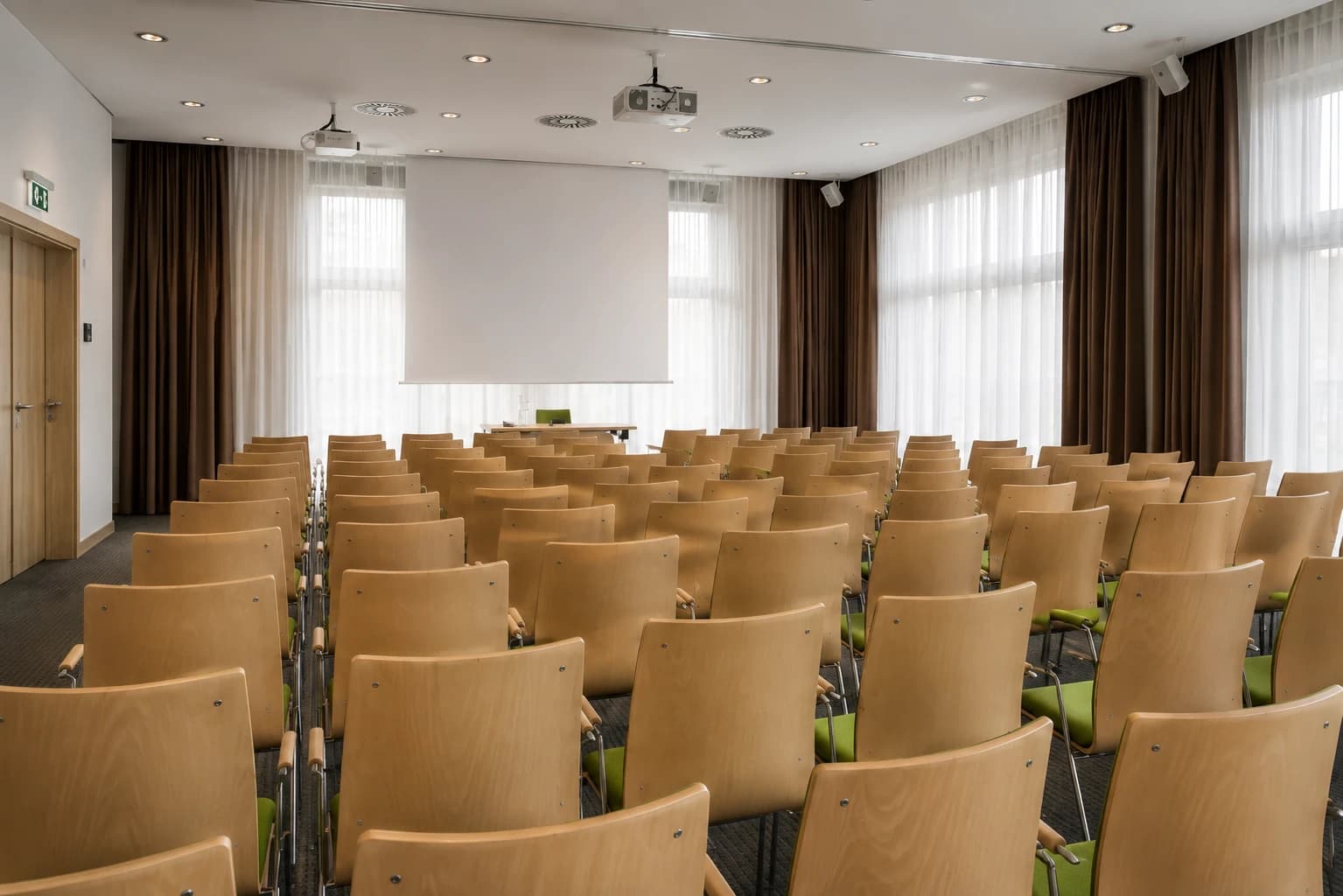 Neubau eines Hotels in Wiesbaden — Konferenz